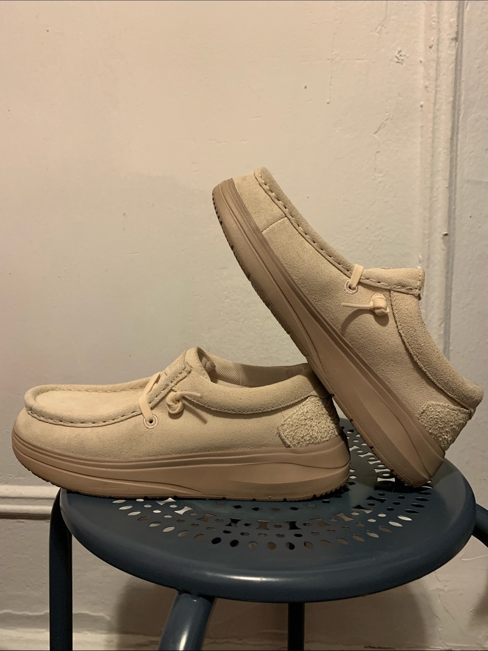 Woman Hey Dude Casual Slip-On Loafers Size 5